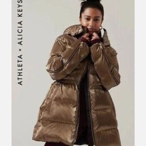 NWOT Athleta x Alicia Keys Gold Aura Puffer Sz Medium